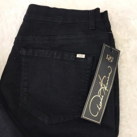 DG2 by Diane Gilman Women's Ruffle Hem Cropped Jeans - Picture 7 of 9